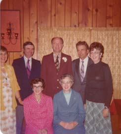 1974_Lucille_and_siblings